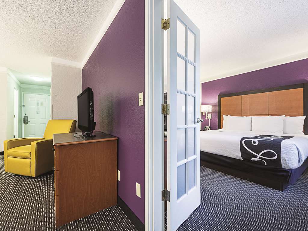 西雅图贝尔维尤柯克兰温德姆拉昆塔套房酒店 客房 照片